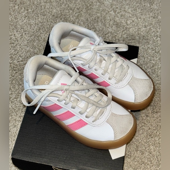 adidas Other - Adidas Kids White and Pink Sneakers with Tan Sole VL Court 3.0 K